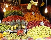 قیمت گذاری سلیقه ای عامل اصلی اختلاف قیمت میوه در مغازه ها/ گرانی میوه منطقی نیست