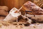 کمبودی در تامین و توزیع گندم و آرد وجود ندارد