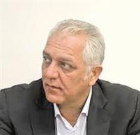 قیمت گوشت با سرکوب دامدار پایین نمی‌آید؛ دست دلال‌ها را کوتاه کنید