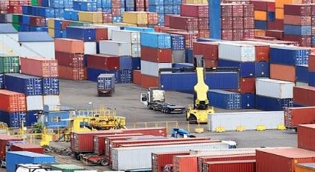 ثبت سفارش واردات کالا با دلار مجاز شد