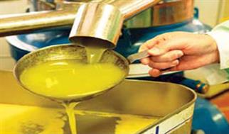 مشکل تامین مواد اولیه ظروف حلبی؛ علت کمبود روغن مورد نیاز اصناف است