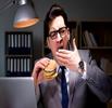 خوردن خوراکی در اواخر شب برای کبد خطرناک است