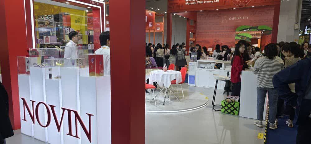 نوین زعفران در نمایشگاه چین